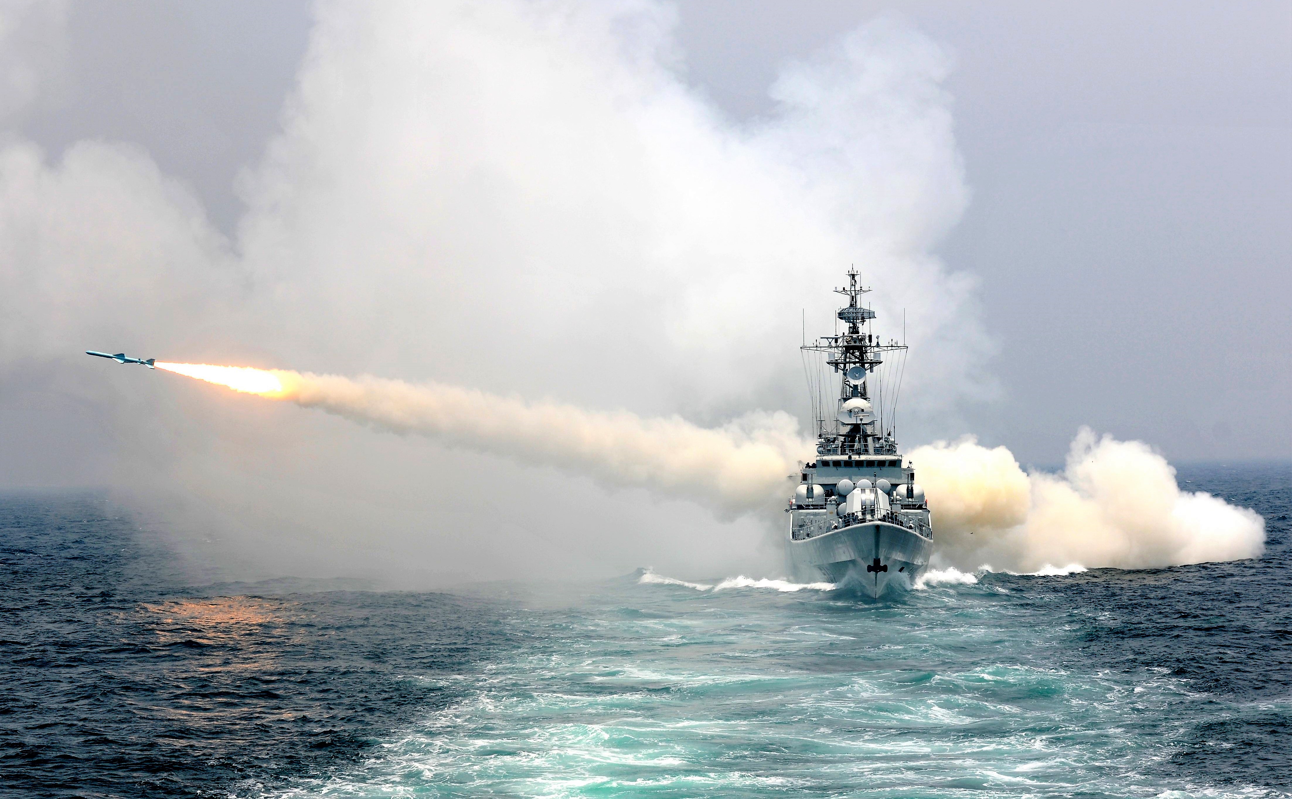 EILMELDUNG - Russland verlegt schweren Raketenkreuzer ins Schwarze Meer! Neue Angriffe erwartet