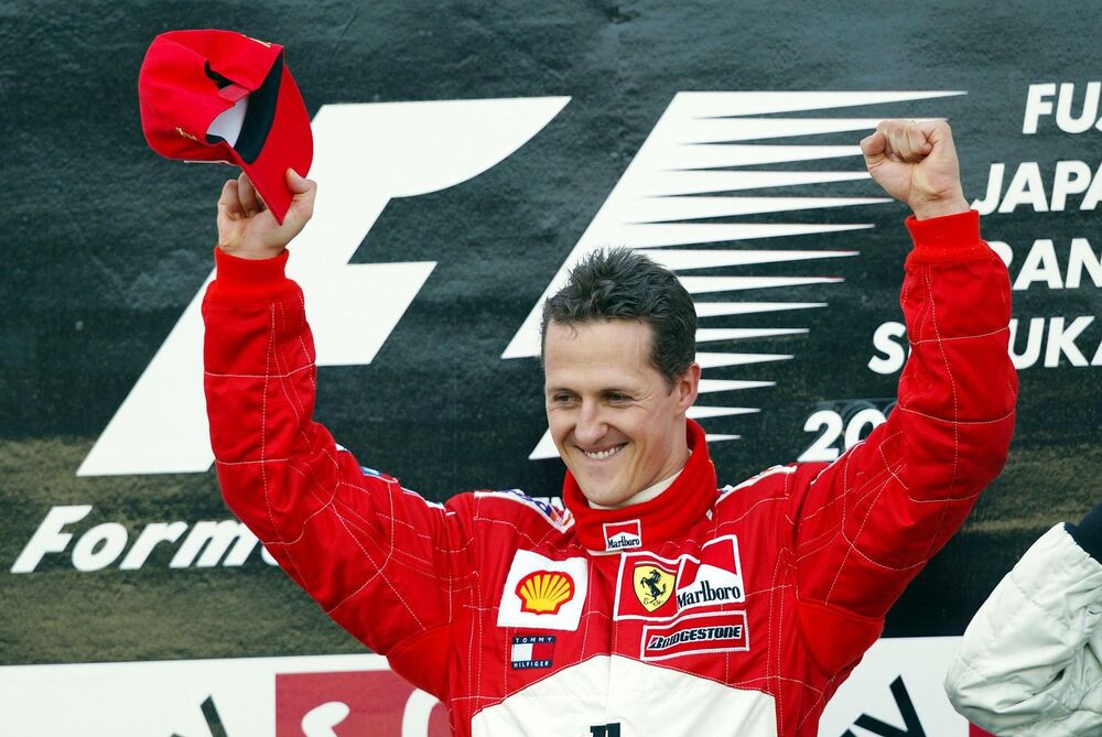 Neues Foto von Schumi versetzt Fans in Aufruhr! Sieht die Formel 1 Legende heute tatsächlich so aus?