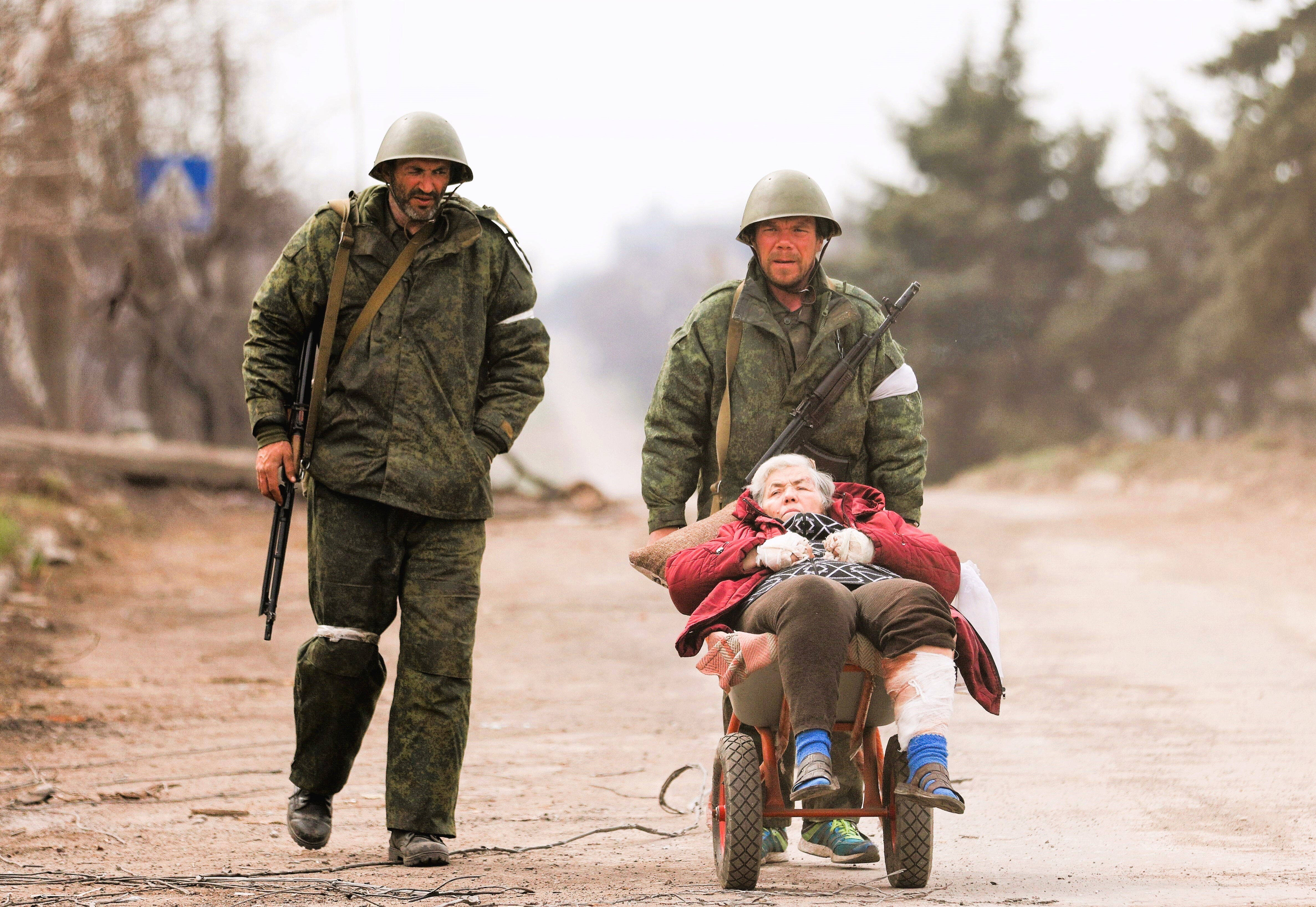 Keine Soldaten mehr! Putin schickt Opas in den Krieg! Aus Mangel an Kämpfern, Russen dürfen bis 70 in den Krieg!