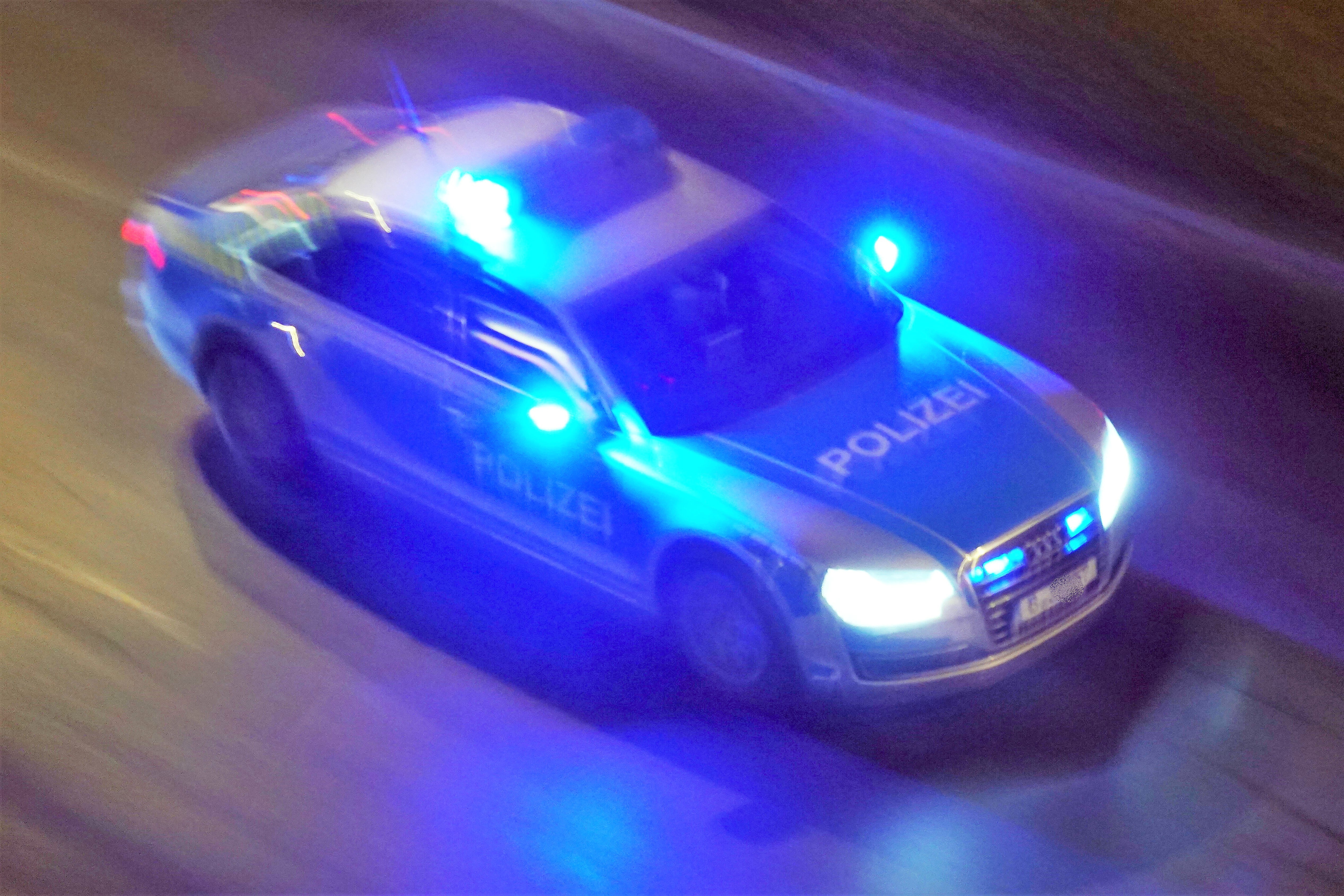 Mädchengang verprügelt Schülerin (12) am Bahnhof in Itzehoe! Neuer Ausbruch von Jugendgewalt!