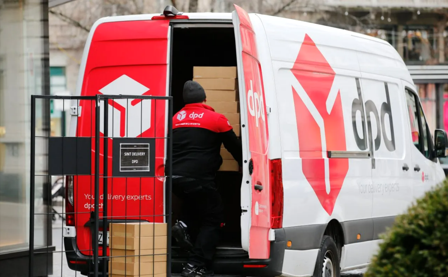 DPD-Fahrer von Gang überfallen und ermordet! Grausamer Überfall mit Todesfolge