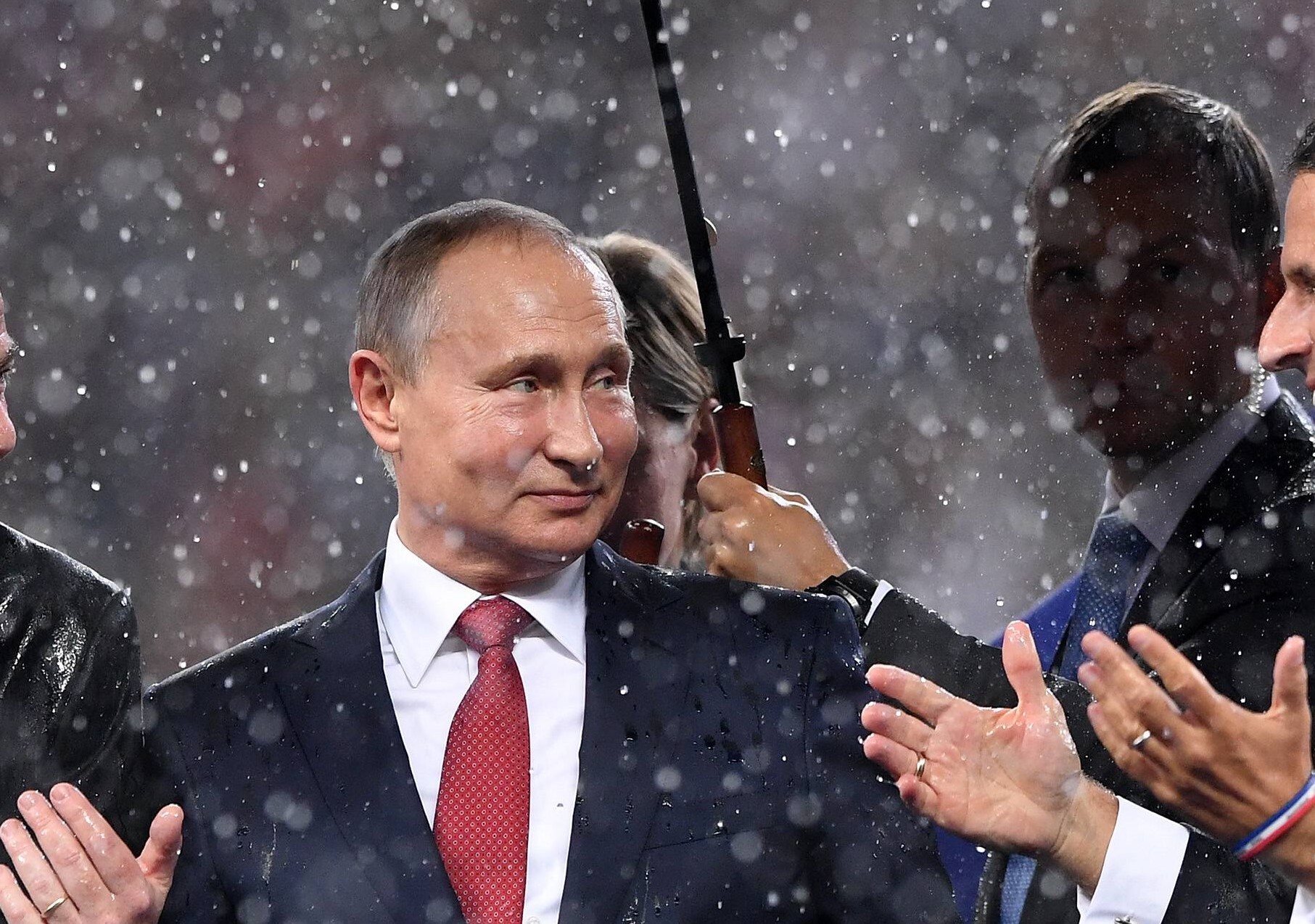 Attentat auf Putin! Rächt sich Wagner-Chef Prigoschin jetzt am Kreml - Moskau lässt seine Soldaten sterben!