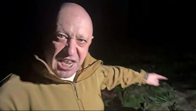 Militärputsch! Auswärtiges Amt gibt Reisewarnung für Russland raus!