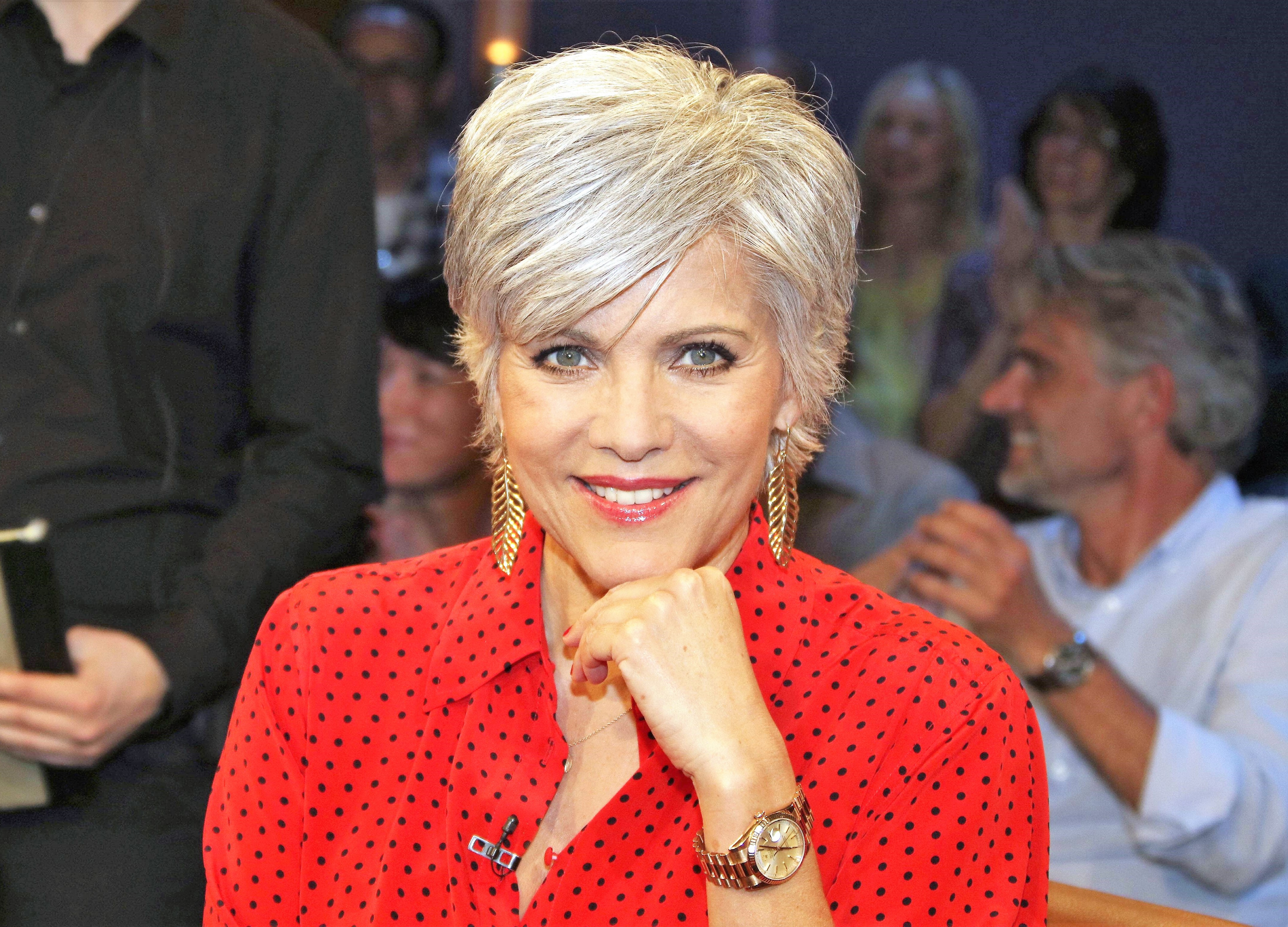 Birgit Schrowange krank: Moderatorin muss TV-Rückkehr verschieben